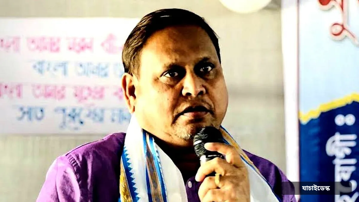 ভোট লুটের অভিযোগ, কেঁদে রাজনীতি ছাড়ার ঘোষণা হুমায়ুন কবীরের