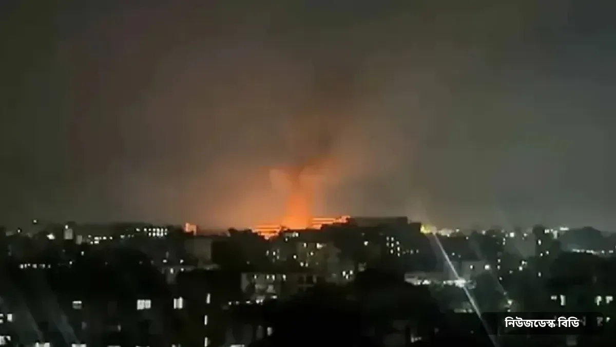 বিকট শব্দে বিস্ফোরণের পর আশুলিয়ায় কারখানায় আগুন